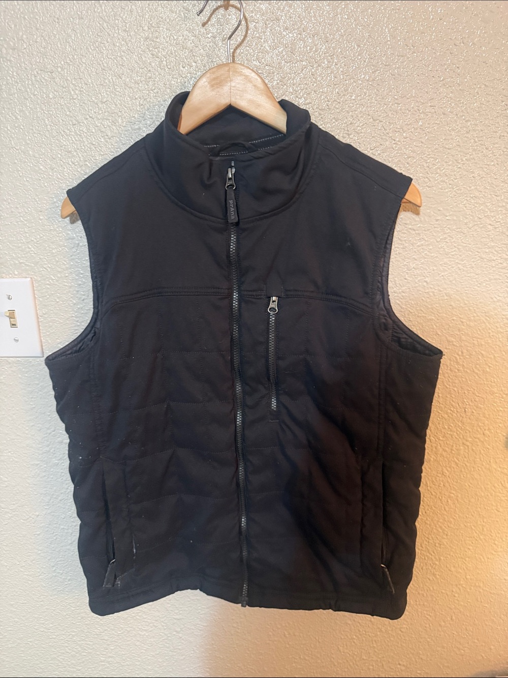 Prana Black Quilted Zip Vest